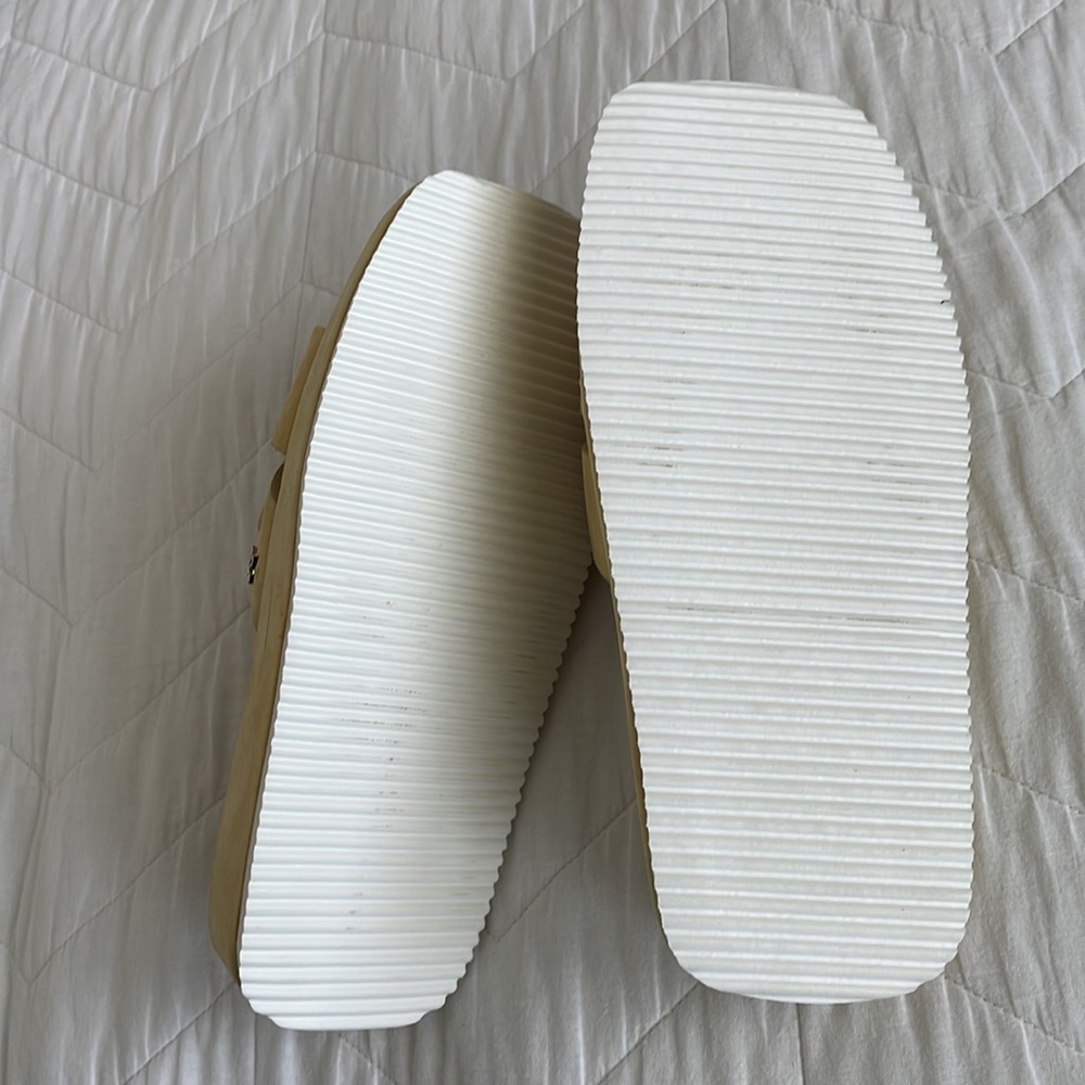 Sam Edelman Cream Platform Slides - Picture 3 of 4